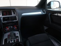 Audi Q7  3.0 TDI S-Line