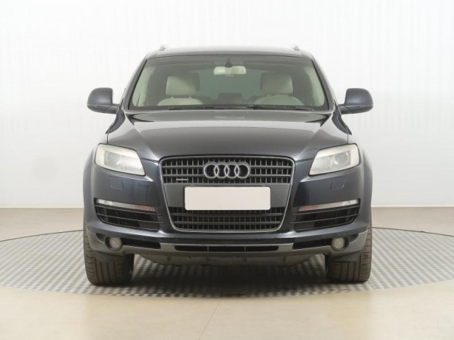 Audi Q7  4.2 TDI 