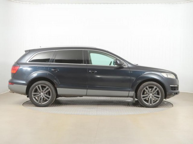 Audi Q7  4.2 TDI 