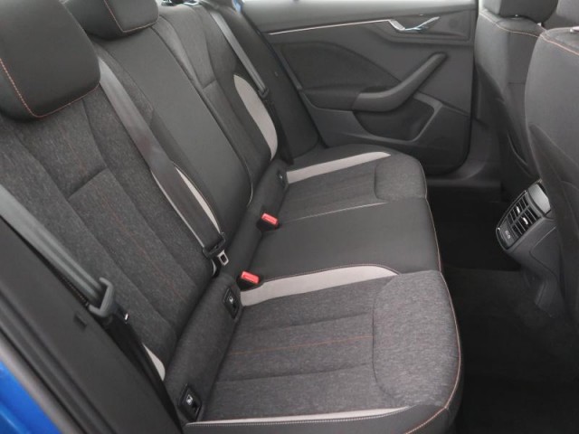 Škoda Kamiq  1.0 TSI 