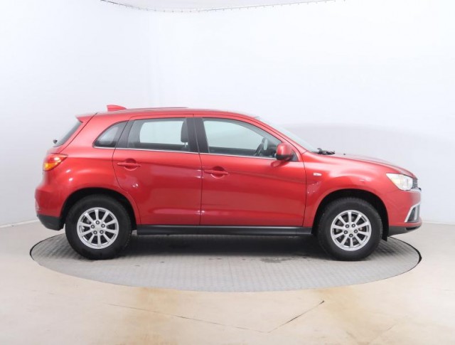 Mitsubishi ASX  1.6 MIVEC 