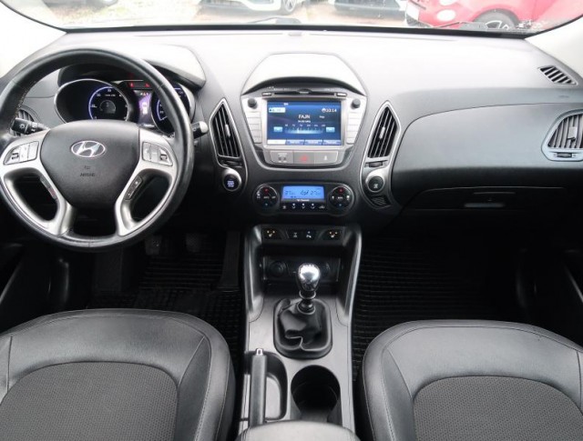 Hyundai ix35  2.0 CRDi 