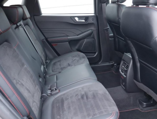 Ford Kuga  1.5 EcoBoost ST-Line