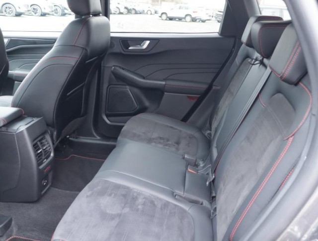 Ford Kuga  1.5 EcoBoost ST-Line