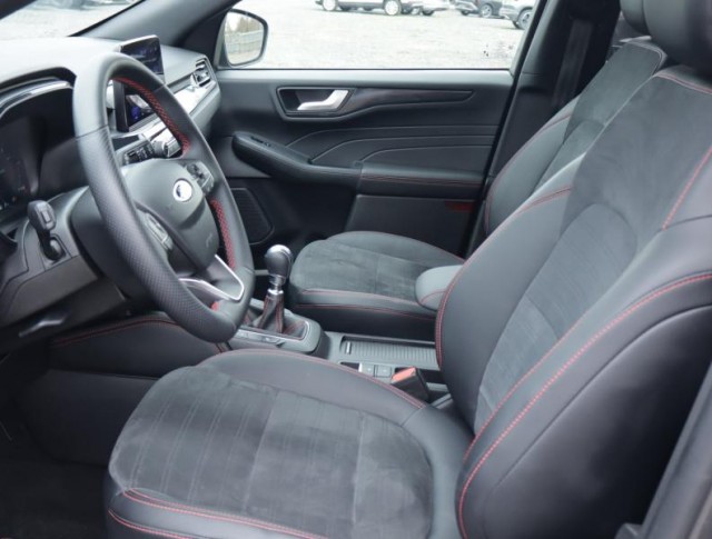 Ford Kuga  1.5 EcoBoost ST-Line