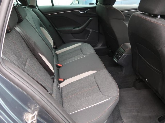 Škoda Kamiq  1.0 TSI Ambition