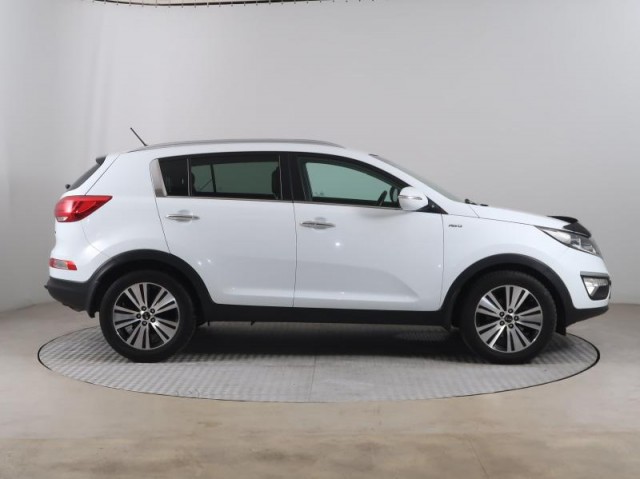 Kia Sportage  2.0 CRDi 