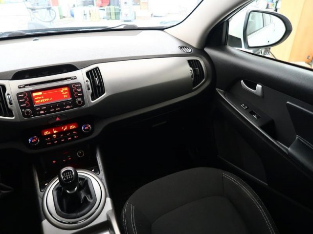 Kia Sportage  2.0 CRDi 