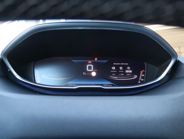 Peugeot 3008  1.5 BlueHDi 