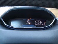 Peugeot 3008  1.5 BlueHDi 