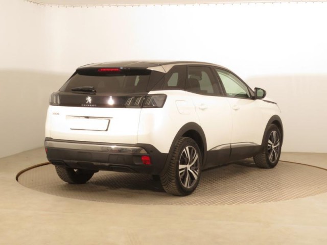 Peugeot 3008  1.2 PureTech Allure