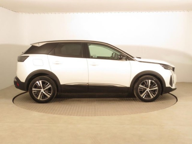 Peugeot 3008  1.2 PureTech Allure