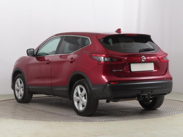 Nissan Qashqai  1.3 DIG-T 