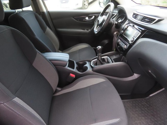 Nissan Qashqai  1.3 DIG-T 