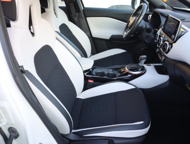 Nissan Juke  1.0 DIG-T 