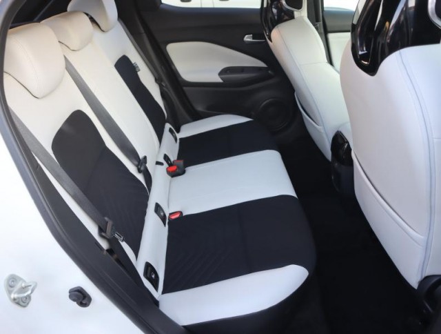 Nissan Juke  1.0 DIG-T 