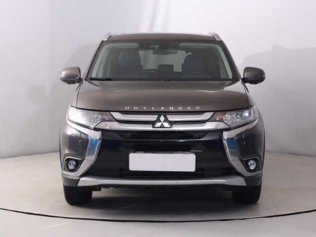 Mitsubishi Outlander  2.2 DI-D 