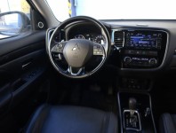 Mitsubishi Outlander  2.2 DI-D 