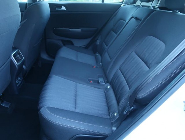 Kia Sportage  1.6 CRDi Gold