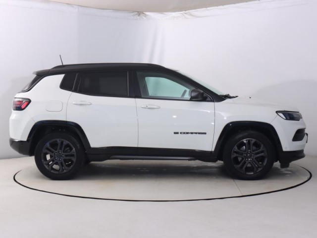 Jeep Compass  1.3 T-GDI 