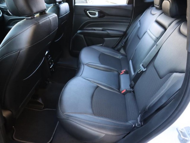 Jeep Compass  1.3 T-GDI 