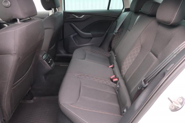 Škoda Kamiq  1.0 TSI Ambition Plus