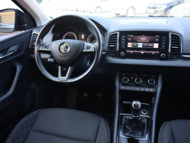 Škoda Karoq  1.0 TSI Active