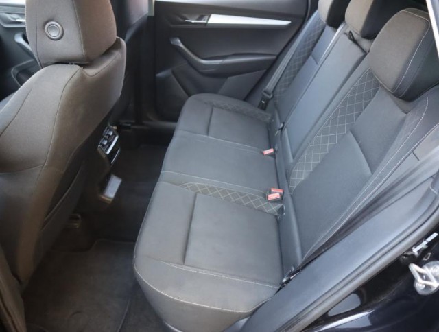 Škoda Karoq  1.0 TSI Active