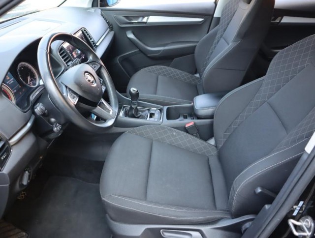 Škoda Karoq  1.0 TSI Active