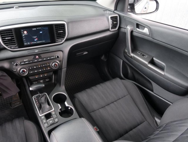 Kia Sportage  1.6 CRDi Gold