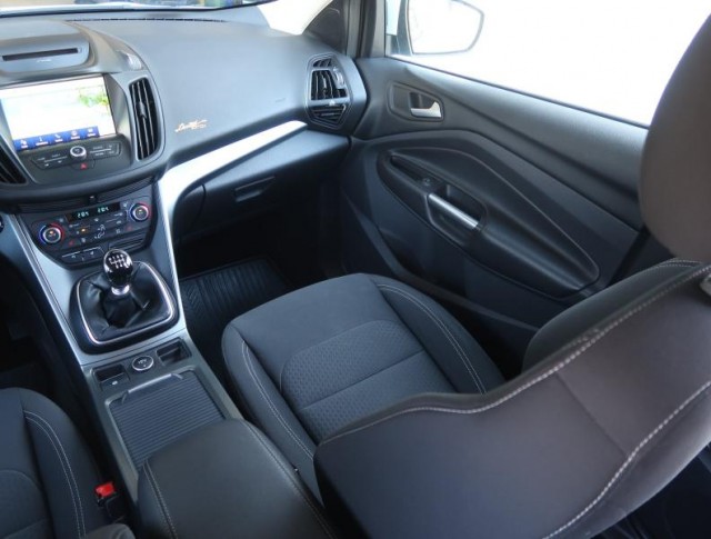 Ford Kuga  1.5 EcoBoost 