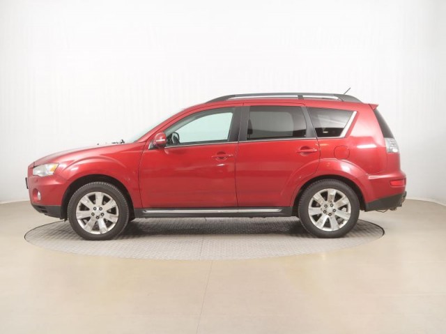 Mitsubishi Outlander  2.2 DI-D 