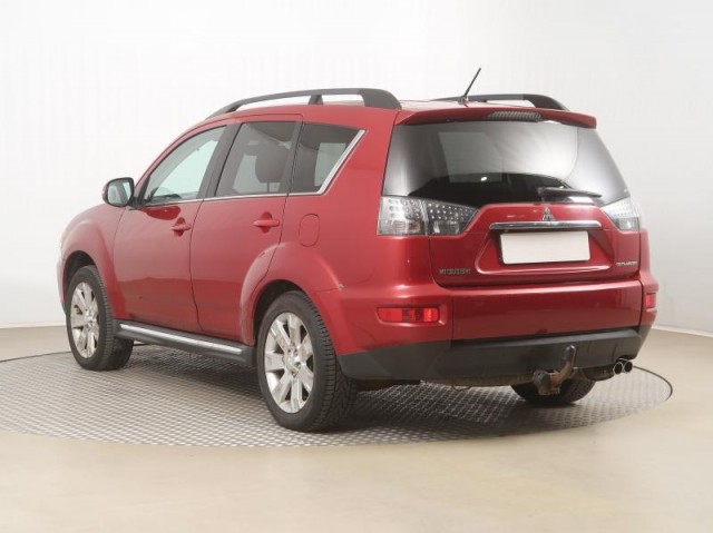 Mitsubishi Outlander  2.2 DI-D 