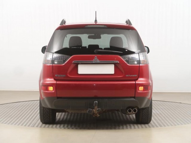 Mitsubishi Outlander  2.2 DI-D 
