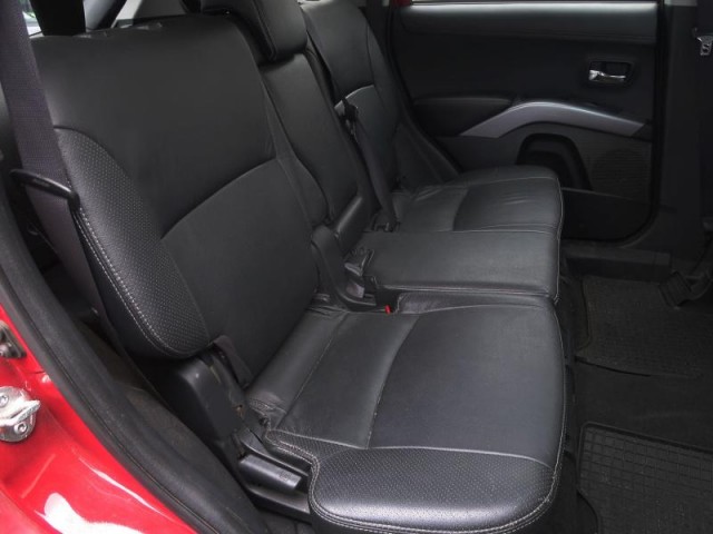 Mitsubishi Outlander  2.2 DI-D 