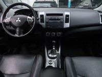 Mitsubishi Outlander  2.2 DI-D 