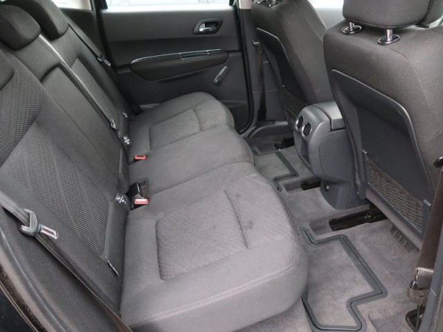 Peugeot 3008  1.6 VTi 