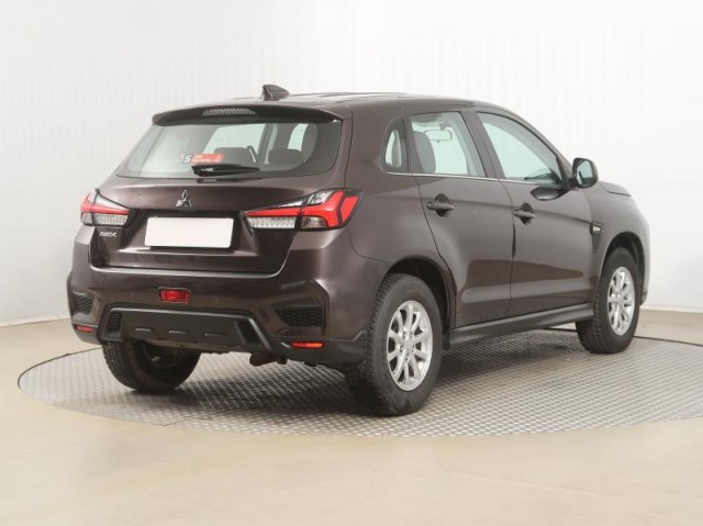 Mitsubishi ASX  2.0 MIVEC 