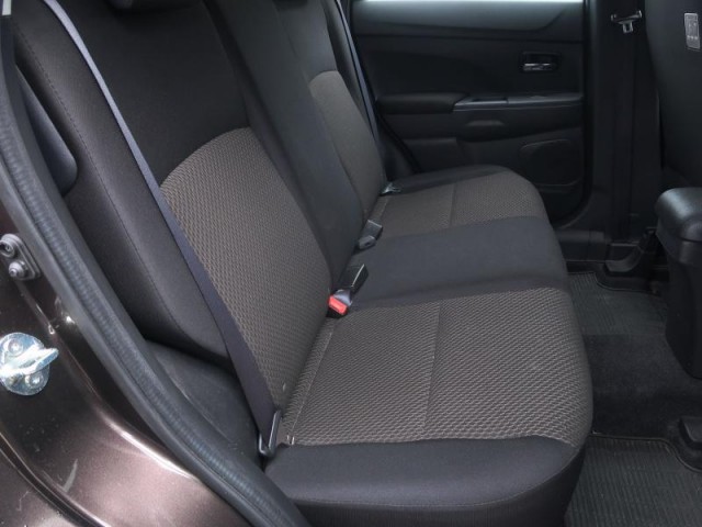 Mitsubishi ASX  2.0 MIVEC 