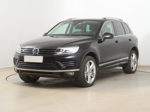 Volkswagen Touareg  3.0 TDI 