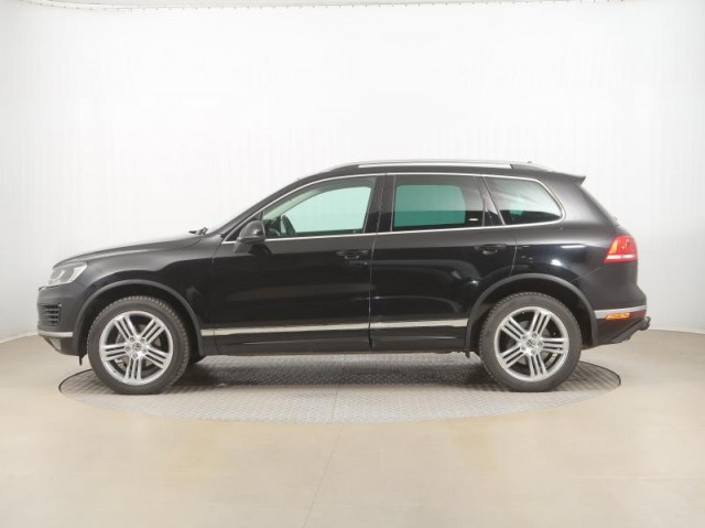 Volkswagen Touareg  3.0 TDI 