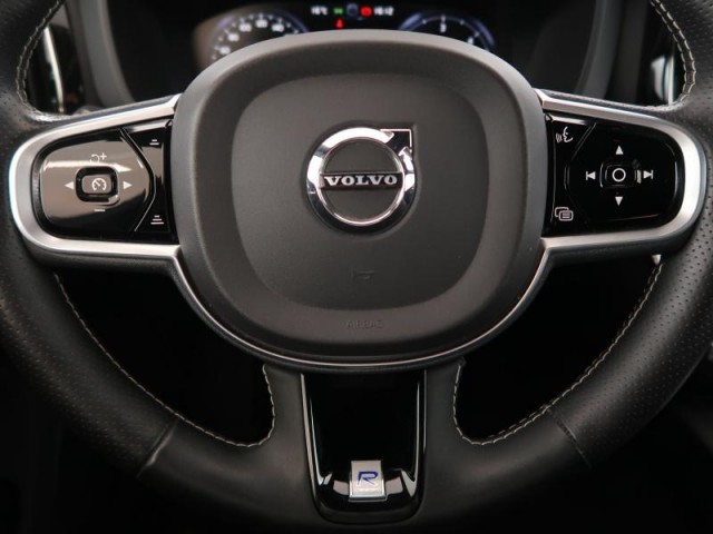 Volvo XC60  D4 AWD R-Design
