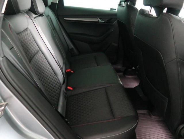 Škoda Karoq  1.5 TSI Style Plus