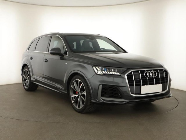 Audi Q7  50 TDI S-Line