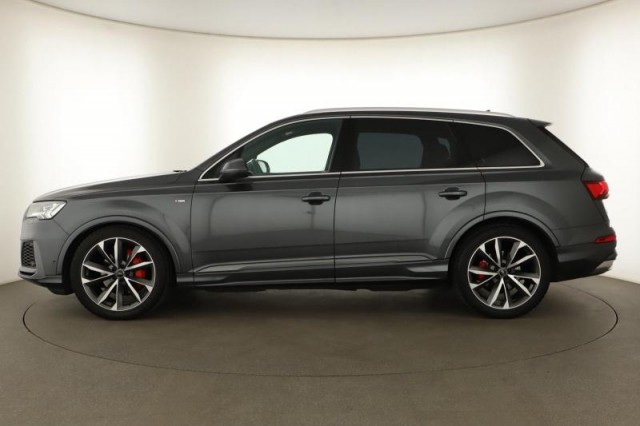 Audi Q7  50 TDI S-Line