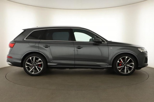 Audi Q7  50 TDI S-Line