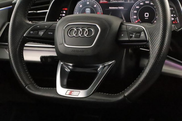 Audi Q7  50 TDI S-Line