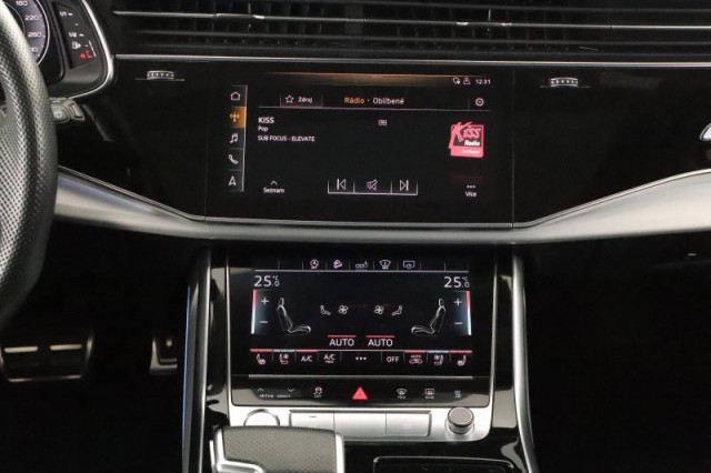 Audi Q7  50 TDI S-Line