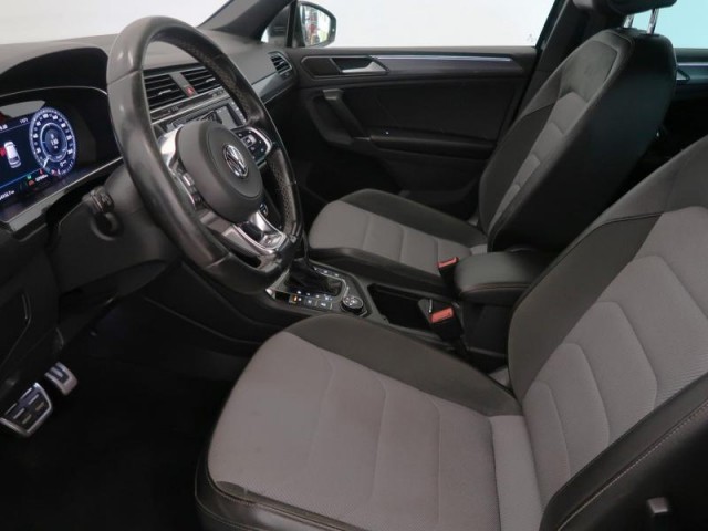 Volkswagen Tiguan  2.0 TDI R-Line