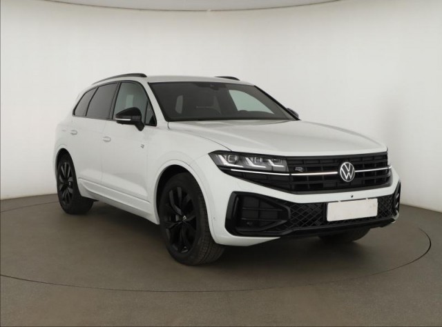 Volkswagen Touareg  3.0 TDI 